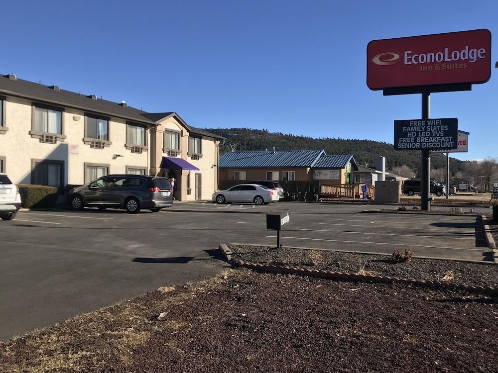Econo Lodge Inn & Suites Williams - Grand Canyon Area Eksteriør bilde