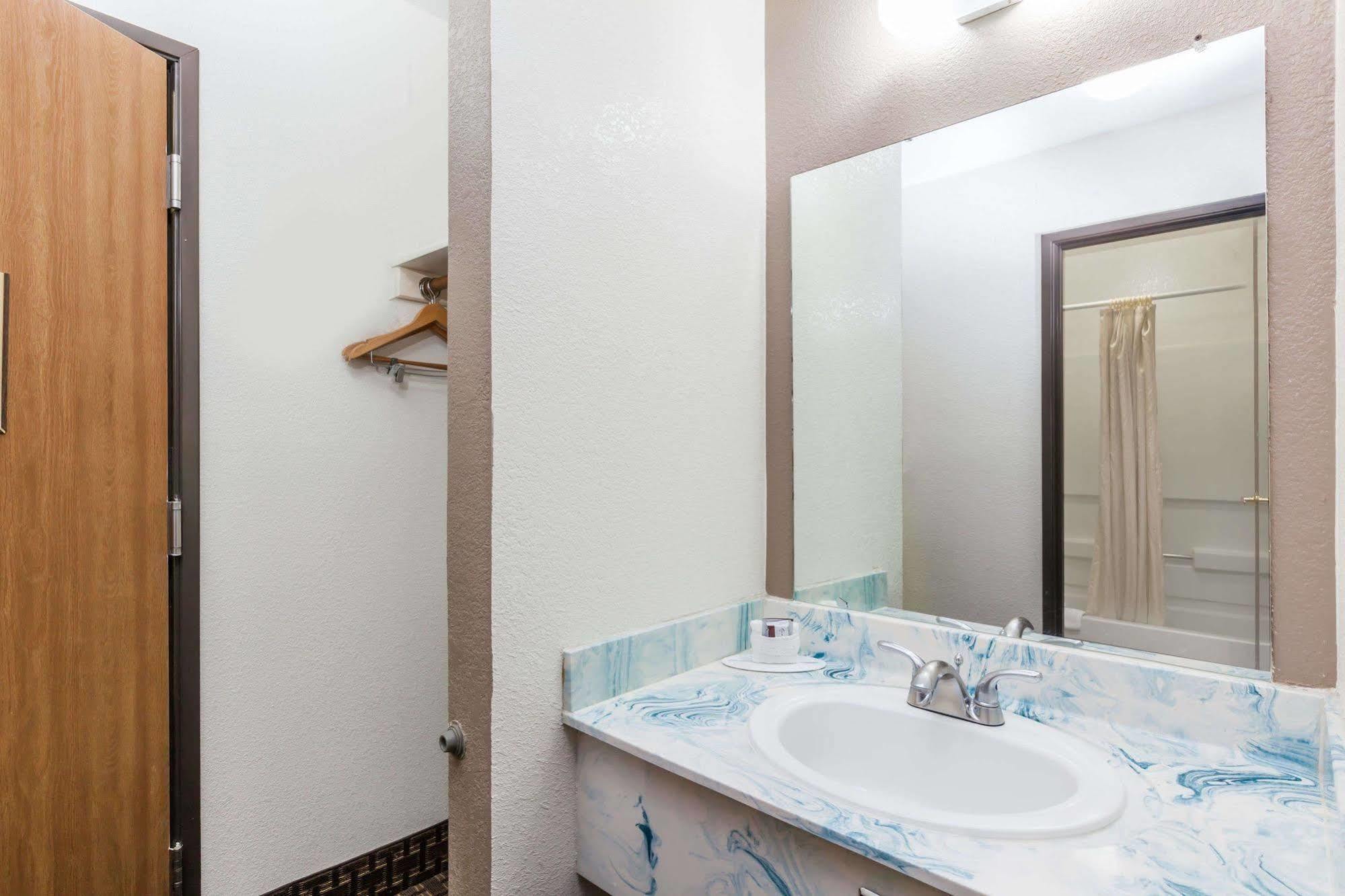 Econo Lodge Inn & Suites Williams - Grand Canyon Area Eksteriør bilde